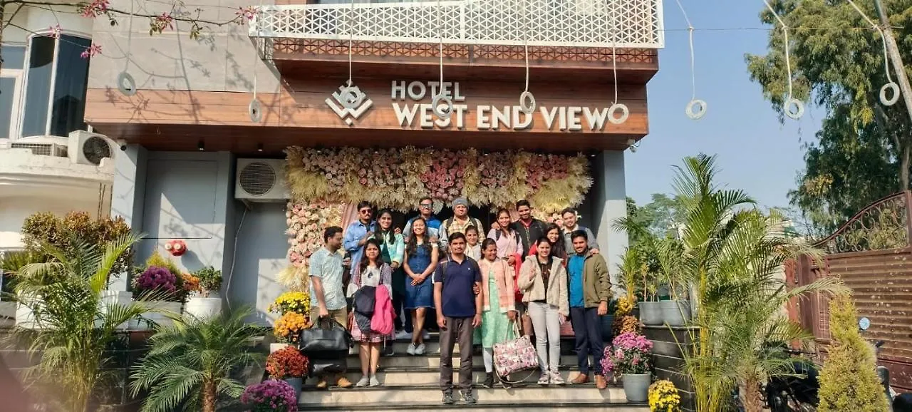 Hotel West End View A Unit Of Hotel Sc Residency Zirakpur