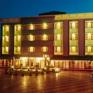 hotel-elegance.hotels-alappuzha.com/